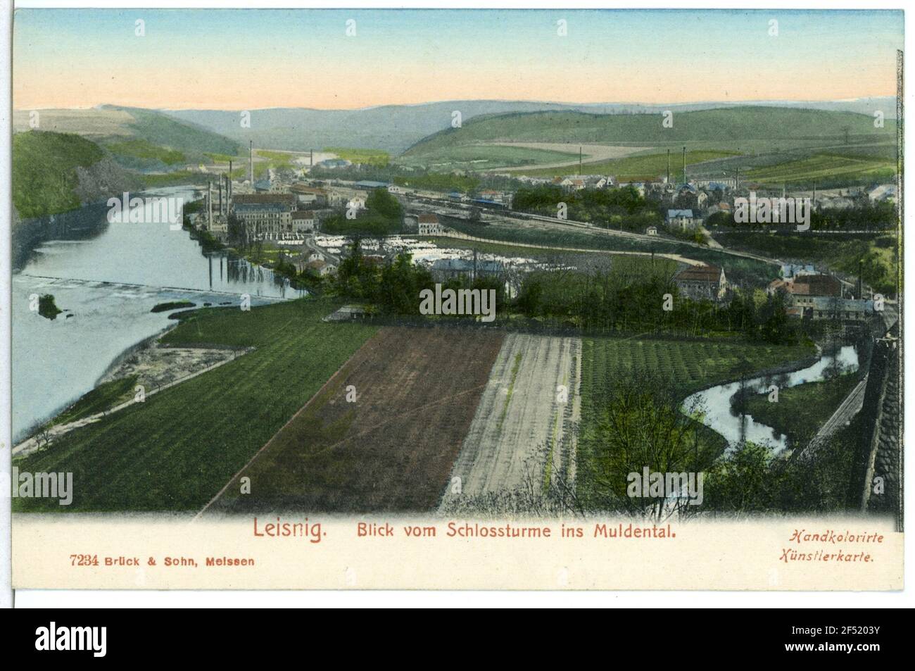 Vue depuis la tour d'écluse dans le Muldental Leisnig. Vue depuis la tour du château jusqu'au Muldental Banque D'Images