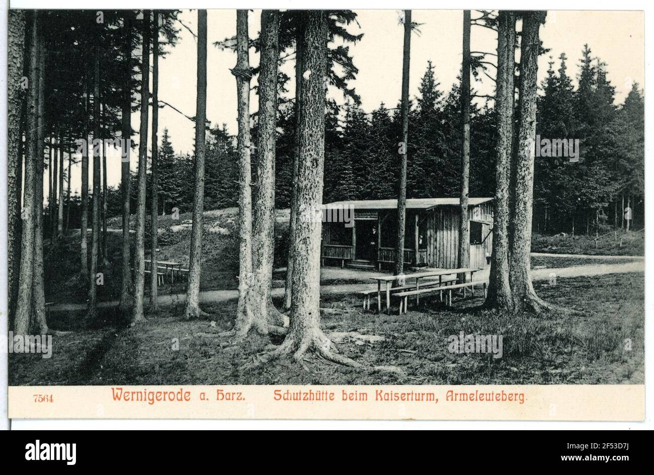 Schutzhütte au Kaiserturm, Armeleberg Wernigerode. Schutzhütte à la tour impériale, Armelucheberg Banque D'Images