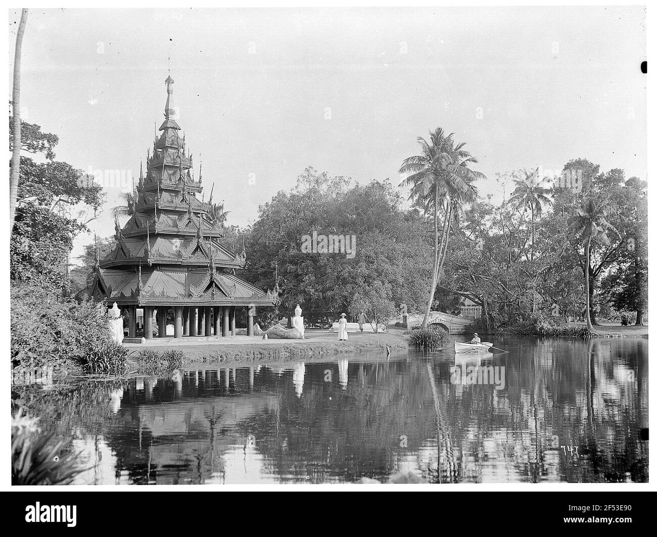 Kalkutta, IF. Cette Pagode birmenienne dans les jardins Eden Banque D'Images