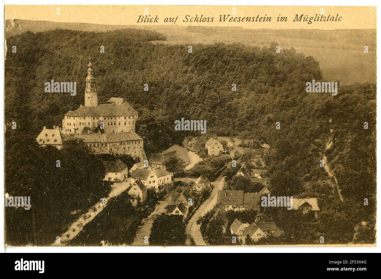 Vue sur le château et la place WEESTEIN. Vue sur le château et la place Banque D'Images Vue sur le château et la place WEESTEIN. Vue sur le château et la place Banque D'Images