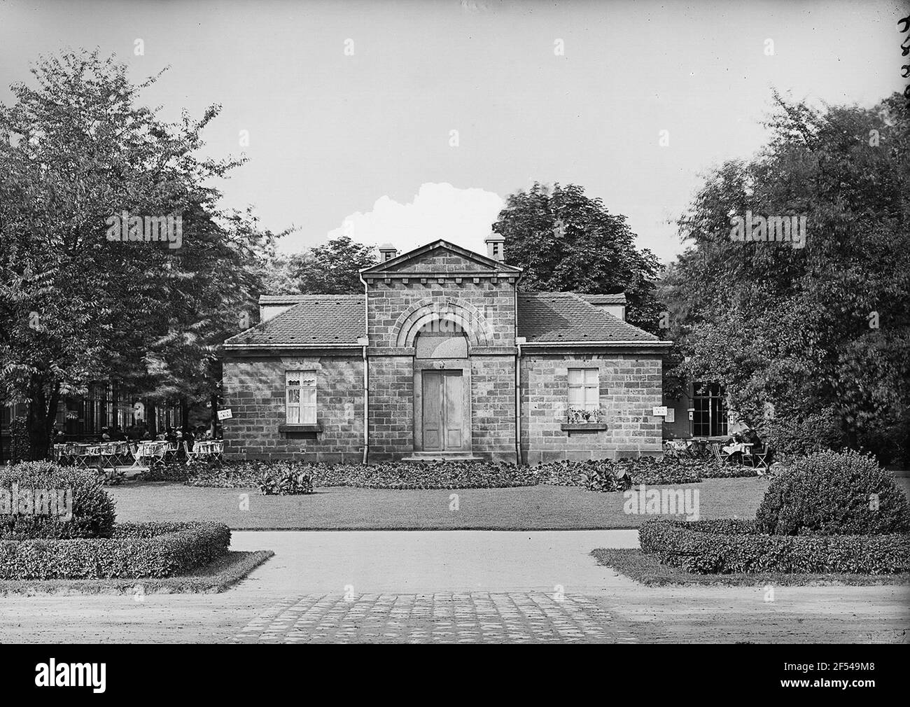 Dresde. Grand jardin. Vue sur l'un des deux objectifs de l'enceinte principale à l'entrée de la ville Banque D'Images
