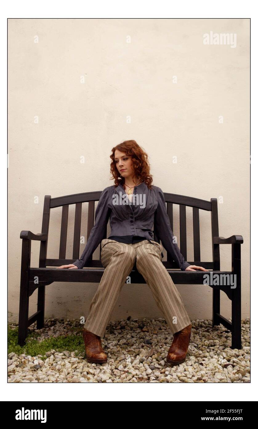 Melissa Auf der Maur.....chanteuse....ex du Smashing Pumpkins.pic David Sandison 10/2/2004 Banque D'Images