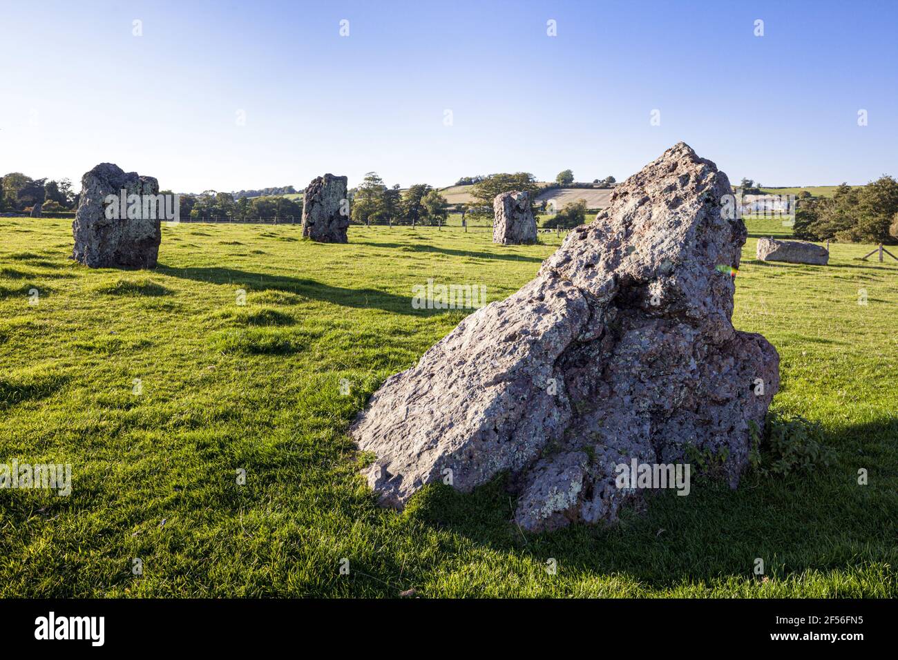 Stanton Drew Stone Circle (cercle de pierres de la deuxième plus grande en Grande-Bretagne) datant de 3000-2000BC près de Stanton Drew, Somerset UK Banque D'Images