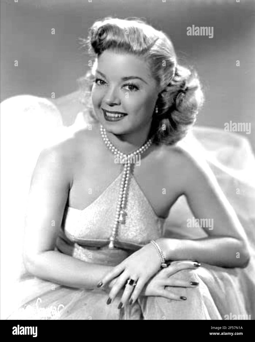 FRANCES LANGFORD 1913-2005) chanteuse et actrice américaine en 1946 Banque D'Images