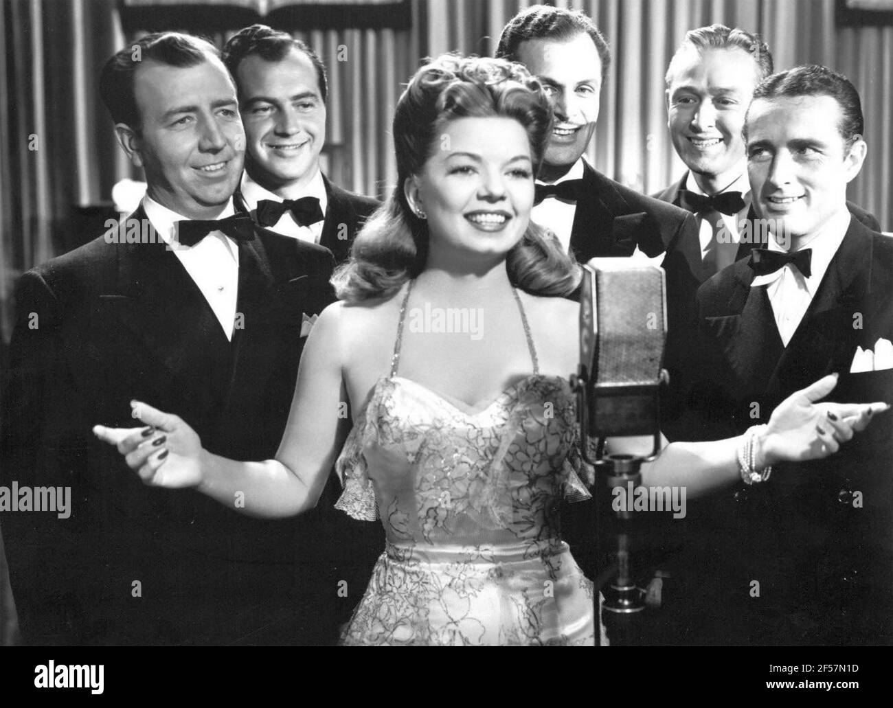 FRANCES LANGFORD (1913-2005) chanteuse et actrice américaine vers 1943 Banque D'Images