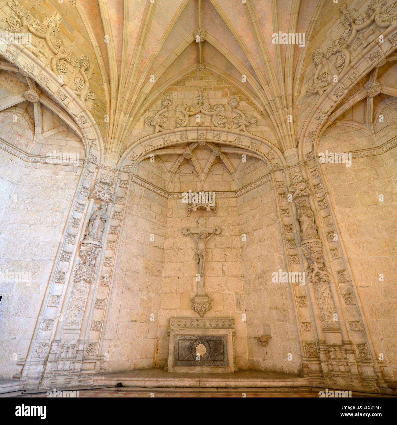 Chapterhouse dans le monastère de Jeronimos est le tombeau d'Alexandre Herculano. Le monastère de Jeronimos (Mosteiro dos Jeronimos) a été achevé en 1544 et est une Banque D'Images