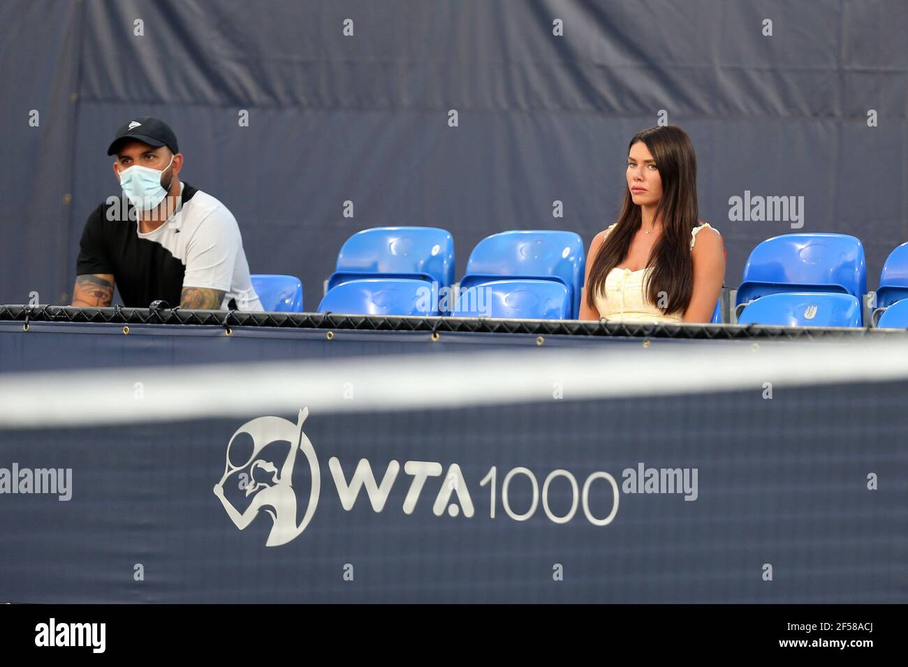 MIAMI GARDENS, FL - 24 MARS: Lauren Elizah vu jouer le jour 3 de l'Open de Miami le 24 mars 2021 au Hard Rock Stadium à Miami Gardens, Floride personnes: Lauren Elizah crédit: Storms Media Group/Alay Live News Banque D'Images