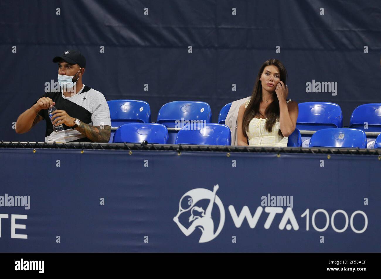 MIAMI GARDENS, FL - 24 MARS: Lauren Elizah vu jouer le jour 3 de l'Open de Miami le 24 mars 2021 au Hard Rock Stadium à Miami Gardens, Floride personnes: Lauren Elizah crédit: Storms Media Group/Alay Live News Banque D'Images