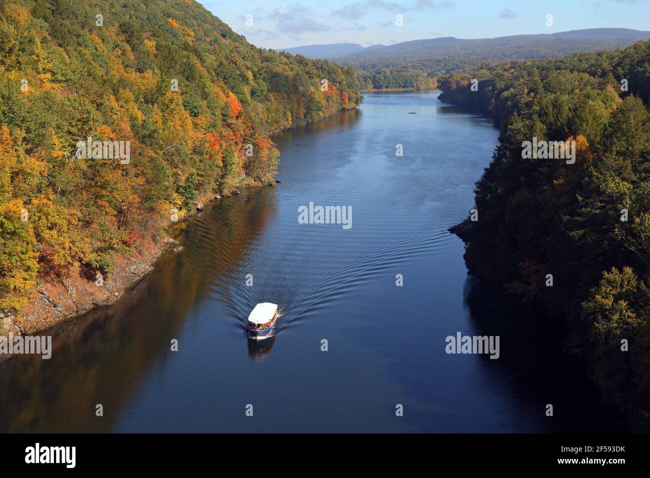 Géographie / Voyage, Etats-Unis, Massachusetts, Mohawk Trail, vue de French King Bridge, Connecticut Rive, droits supplémentaires-autorisation-Info-non-disponible Banque D'Images