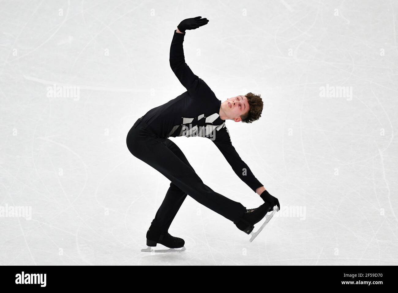 STOCKHOLM 20210325 Lukas Britschgi de Suisse pendant le programme court pour hommes aux Championnats du monde de patinage artistique de l'UIP en Suède jeudi. Foto Jessica Gow / TT Kod 10070 Banque D'Images