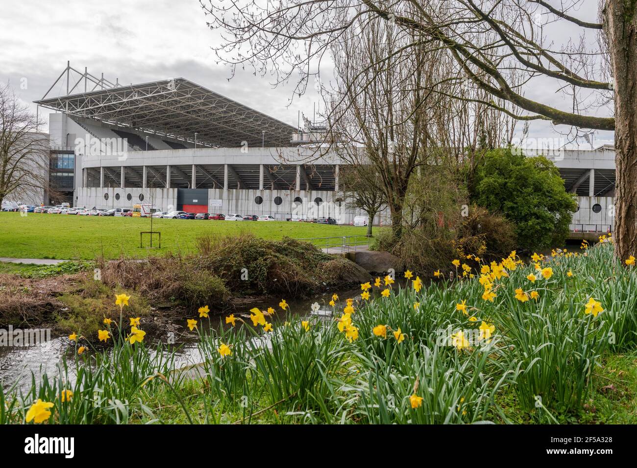 Cork, Irlande. 25 mars 2021. Le centre de vaccination de masse de Pairc UI Chaoimh GAA Ground a ouvert ce matin, offrant des vaccins COVID-19 aux travailleurs de la santé. La clinique va vacciner les travailleurs de la santé aujourd'hui et vendredi avant d'ouvrir ses portes au grand public. Crédit : AG News/Alay Live News Banque D'Images