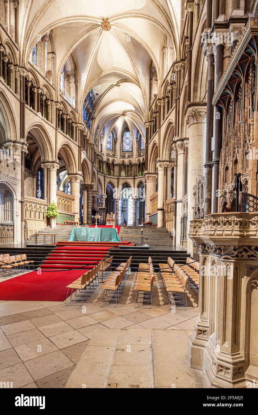 Le haut autel de la cathédrale de Canterbury, Kent, Royaume-Uni Banque D'Images