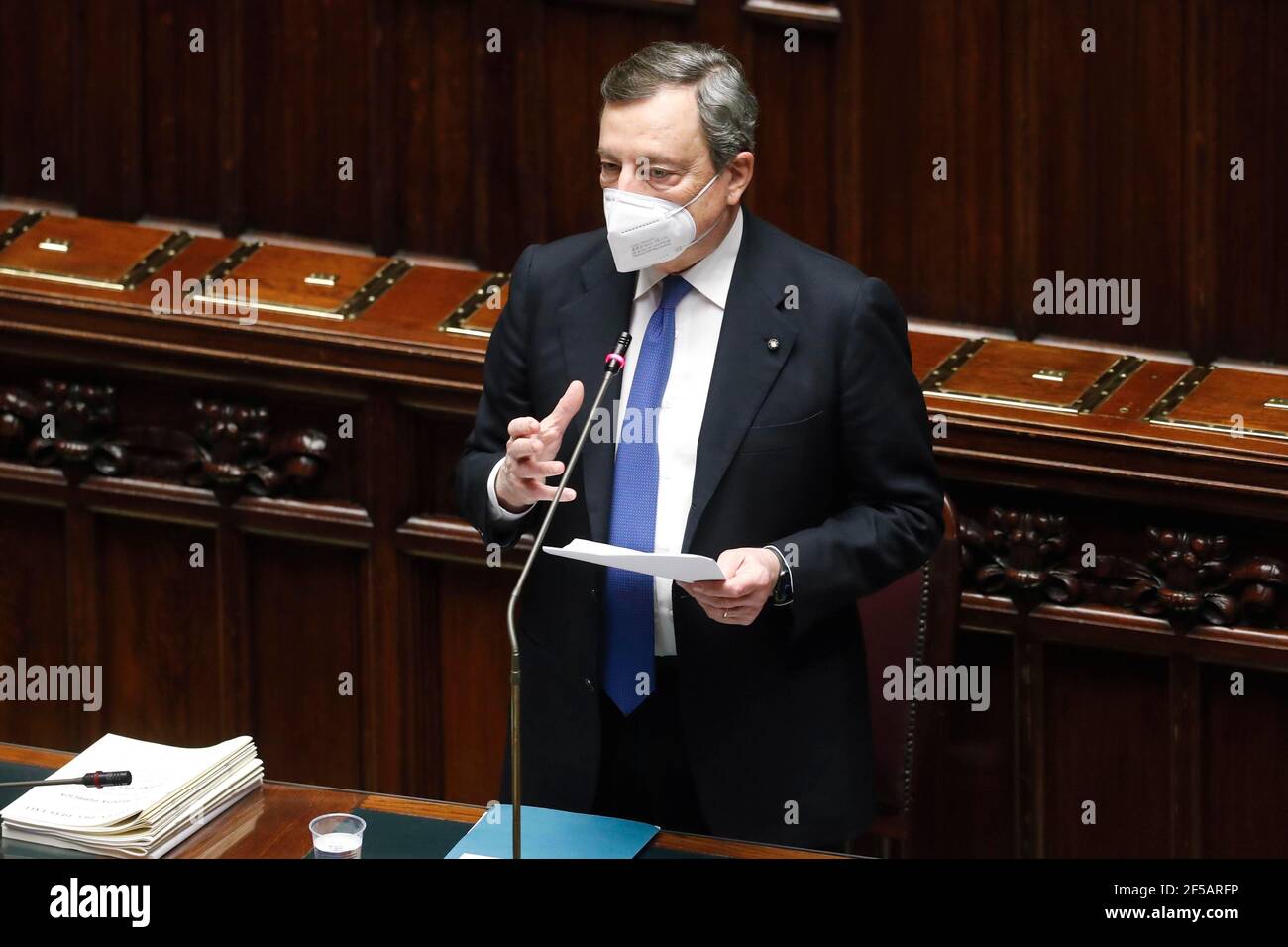 Italie, Rome, 24 mars 2021 : le Premier ministre Mario Draghi assiste à la session de la Chambre consacrée aux communications gouvernementales sur la prochaine Europe Banque D'Images