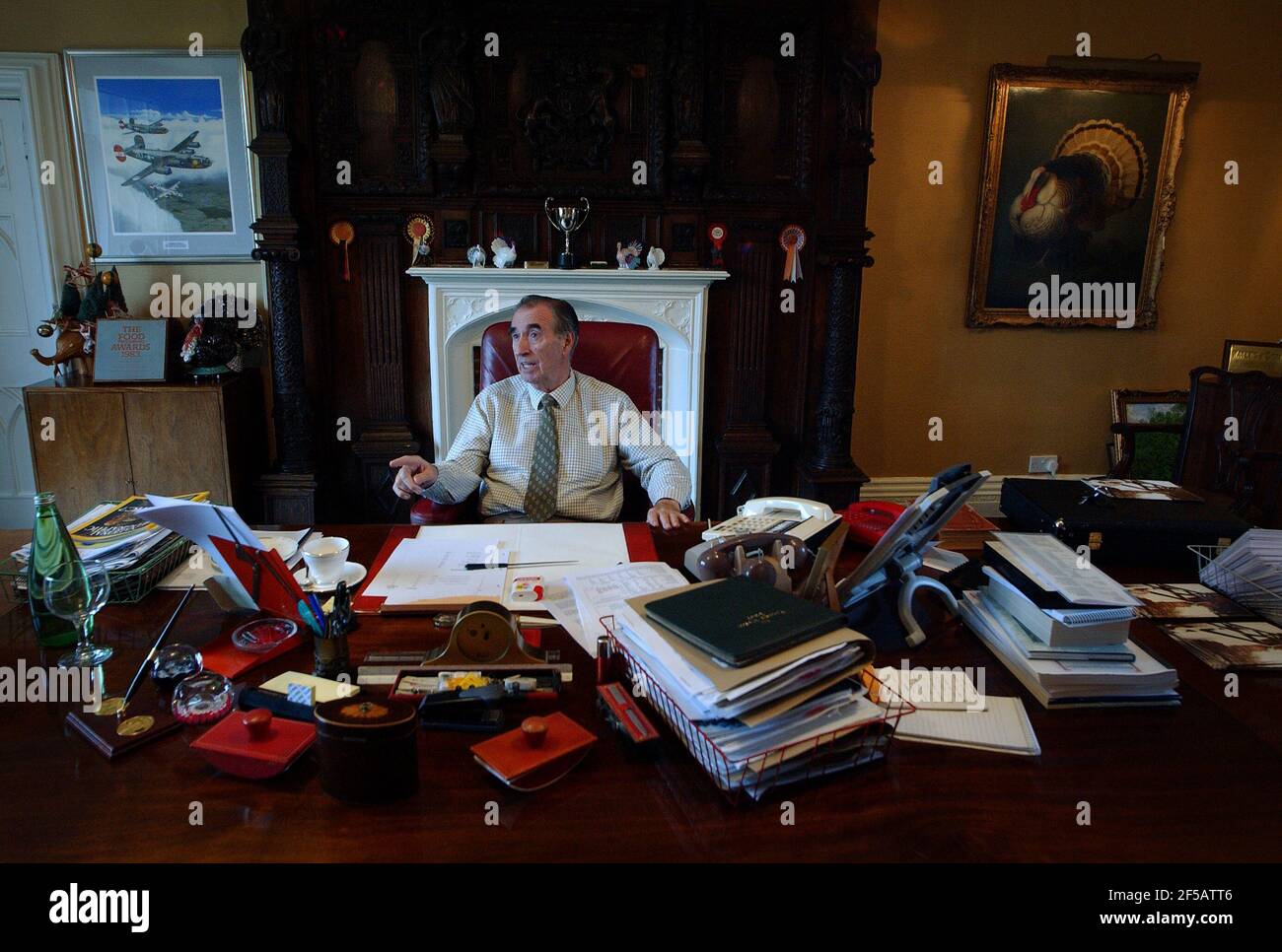 BERNARD MATTHEWS ,NORFOLK,8/12/04 PILSTON Banque D'Images BERNARD MATTHEWS ,NORFOLK,8/12/04 PILSTON Banque D'Images