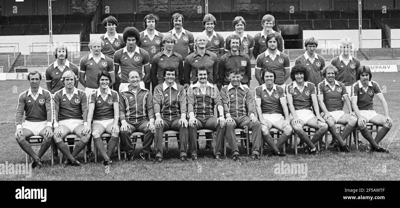 PORTSMOUTH FC, POMPEY ÉQUIPE 1979 1980 SAISON PIC MIKE WALKER Banque D'Images