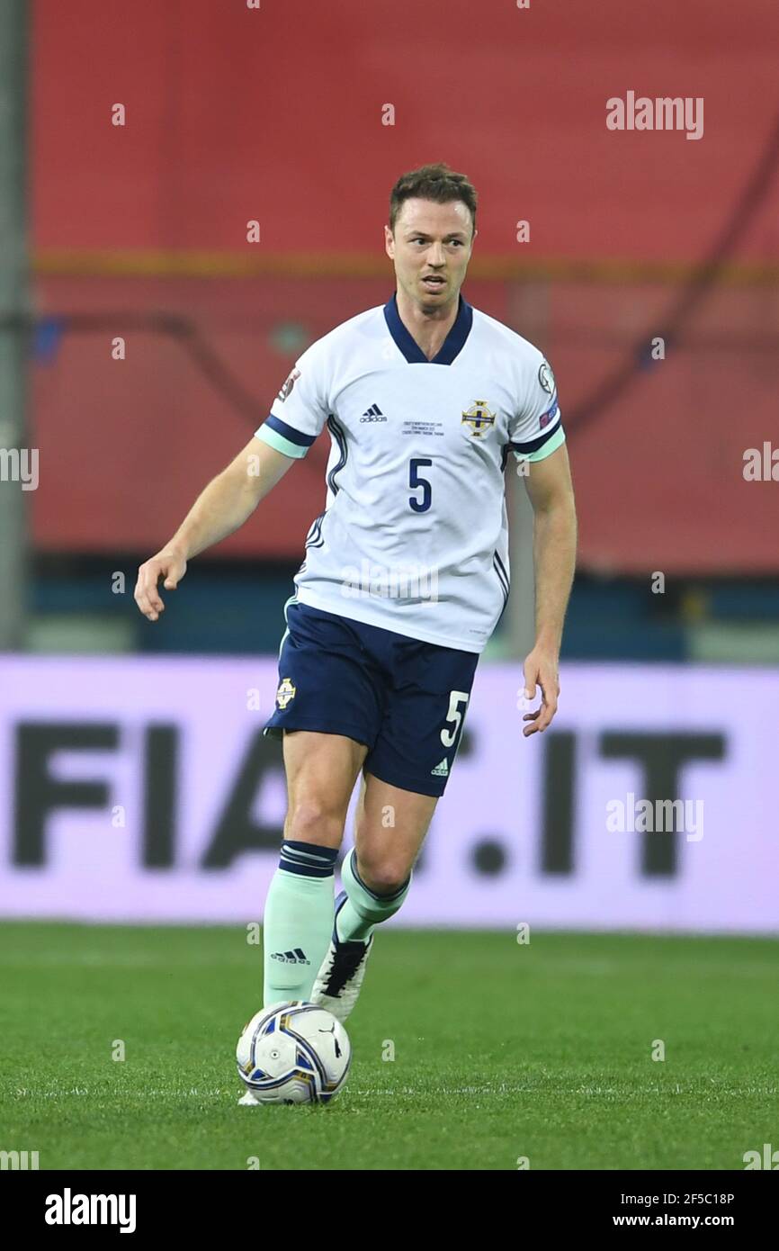 Parme, Italie. Mars 25 2021: Jonny Evans (Irlande du Nord) lors du match de qualification de la Fifa 'coupe du monde Qatar 2022' entre l'Italie 2-0 Irlande du Nord au stade Ennio Tardini le 25 mars 2021 à Parme, Italie. Credit: Maurizio Borsari/AFLO/Alay Live News Banque D'Images