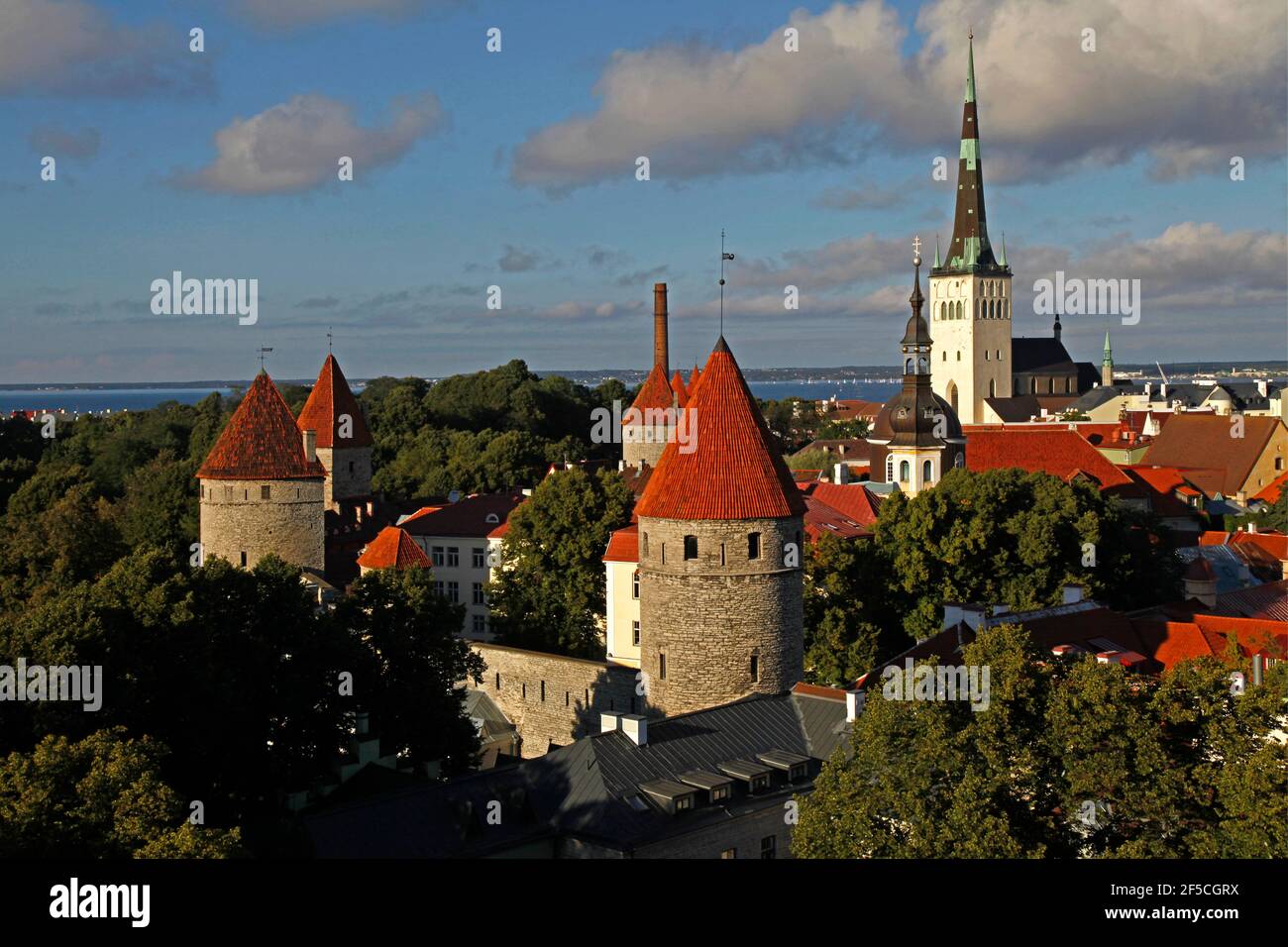 Géographie / voyage, Estonie, pays baltes, Tallinn, capitale de l'Estonie, Fortifications de la cité médiévale, const, droits-supplémentaires-autorisation-Info-non-disponible Banque D'Images