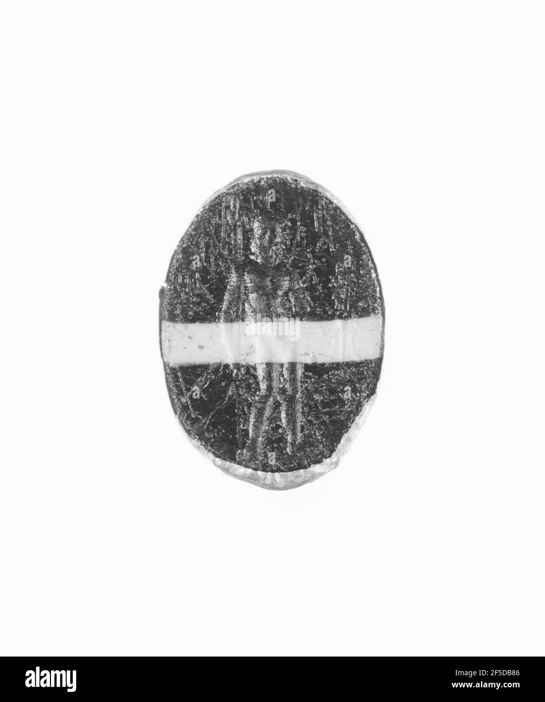 Ensemble de pierres précieuses coulées dans un anneau creux. Inconnu Banque D'Images