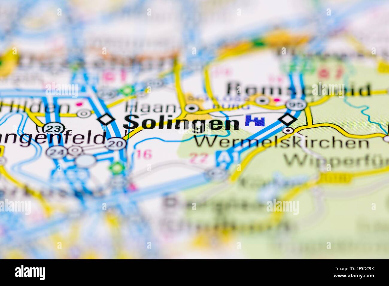 Solingen et ses environs représentés sur une carte de géographie ou carte routière Banque D'Images