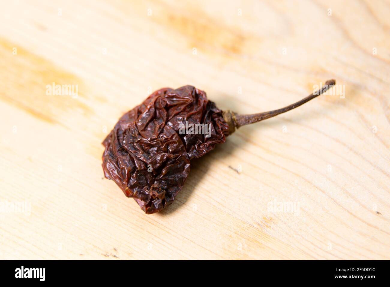 Piment naga fantôme fumé Banque D'Images