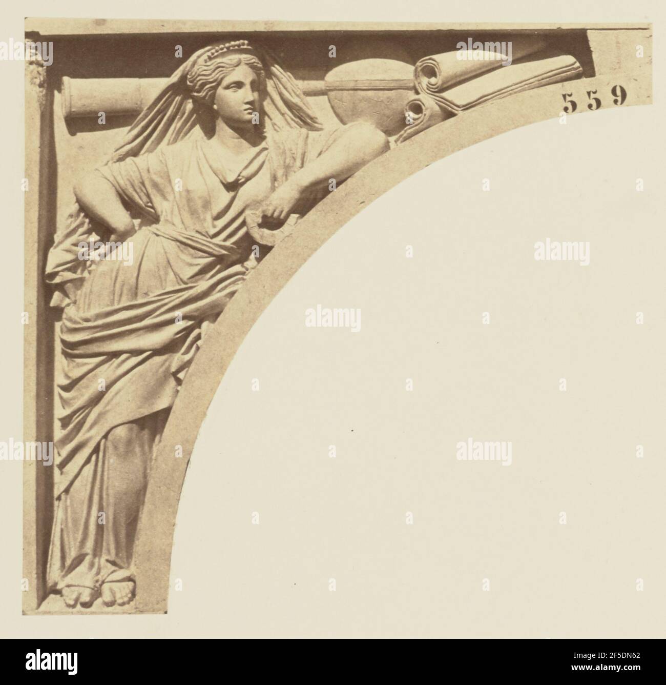 'La Science moderne', Sculpture d'Emile Knecht, Décoration du Louvre, Paris. Édouard Baldus (né en Allemagne, 1813 - 1889) Banque D'Images