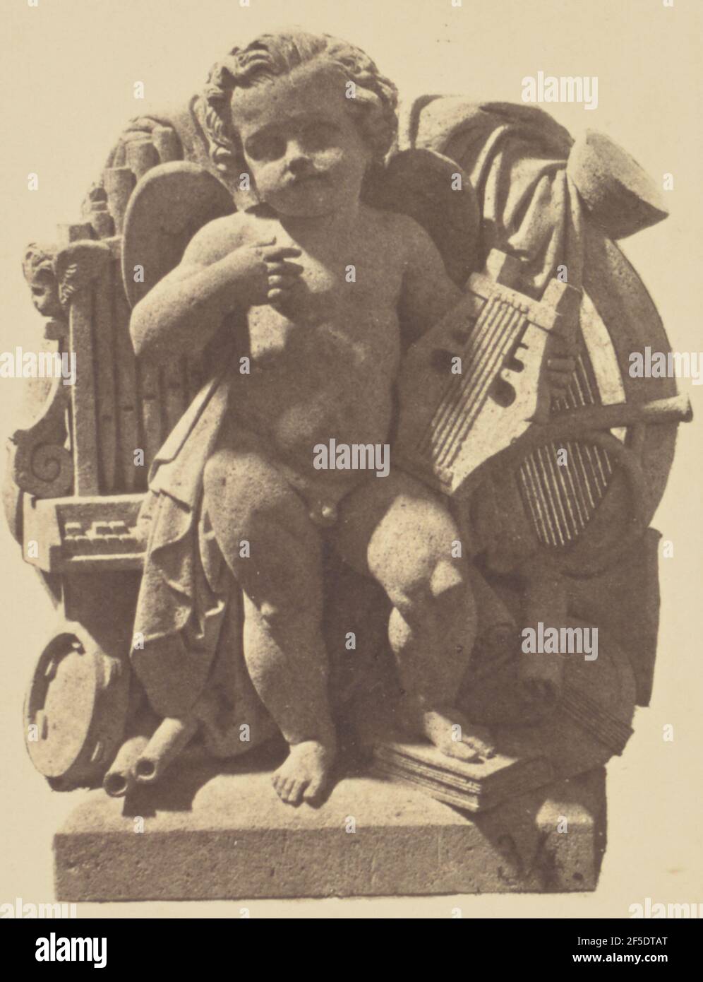 'La musique', Sculpture d'Elias Robert, Décoration du Louvre, Paris. Édouard Baldus (né en Allemagne, 1813 - 1889) Banque D'Images