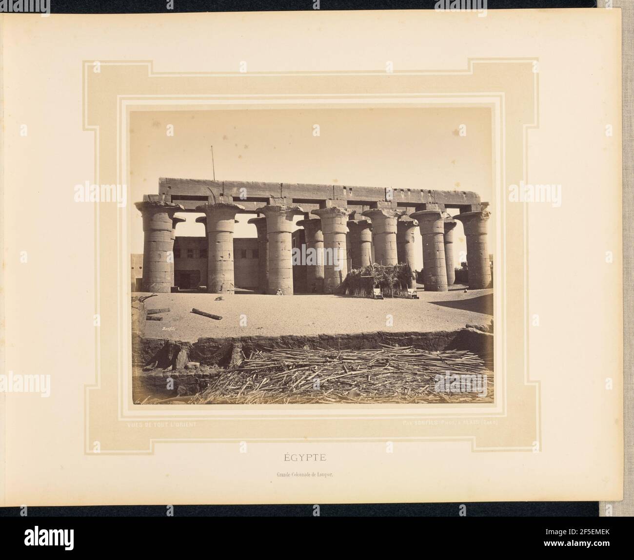 Égypte : Grande colonnade de Louqsor. Félix Bonfils (français, 1831 - 1885) Banque D'Images