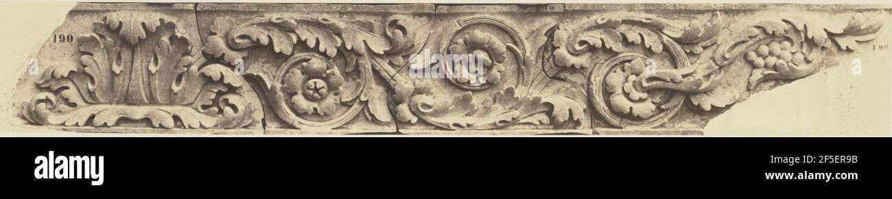 Détail de la décoration de l'Attique, Pavillon de Turgot, Louvre, Paris. Édouard Baldus (né en Allemagne, 1813 - 1889) Banque D'Images