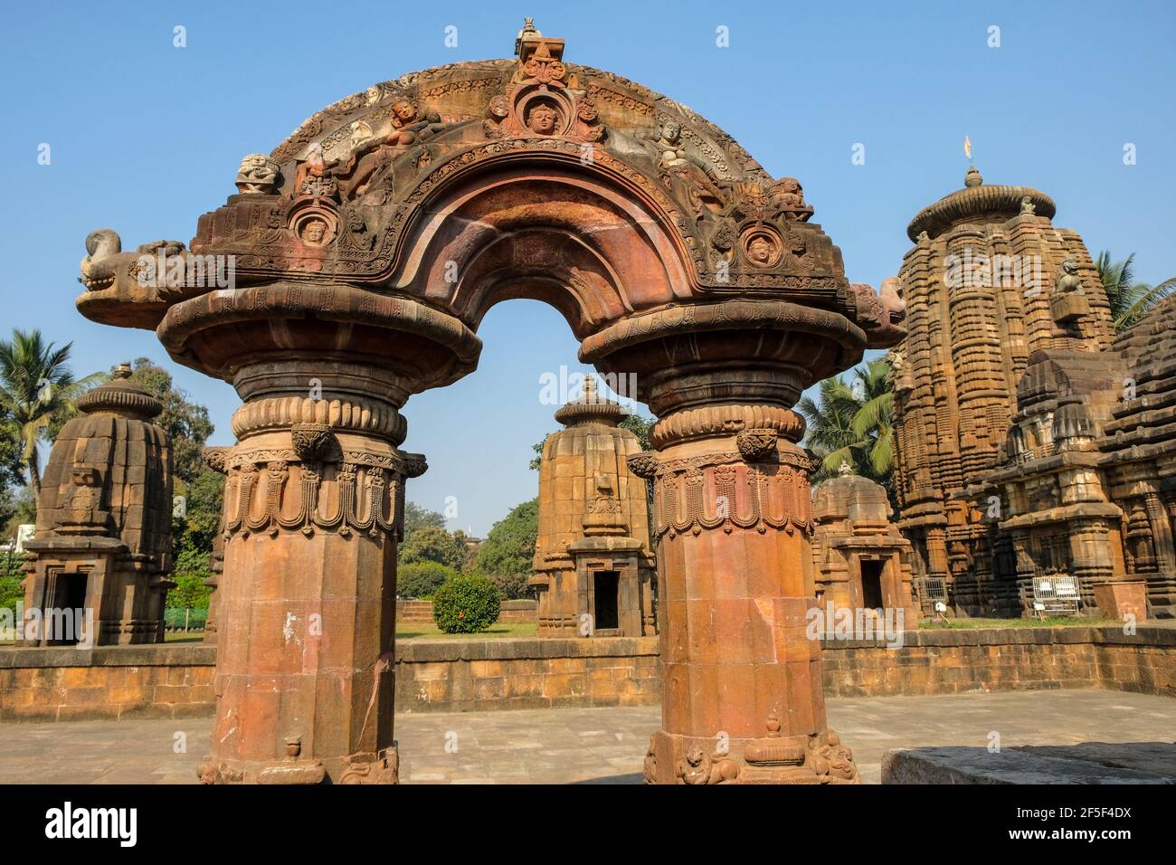 Le temple de Mukteshwar est un temple hindou du Xe siècle dédié à Shiva, situé à Bhubaneswar, Odisha, en Inde. Banque D'Images