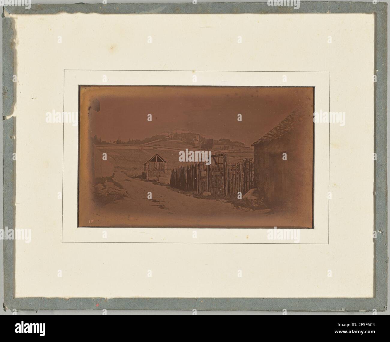 Vue sur la campagne avec château ou palais au sommet de la colline. Armand-Hippolyte-Louis Fizeau (français, 1819 - 1896) Banque D'Images