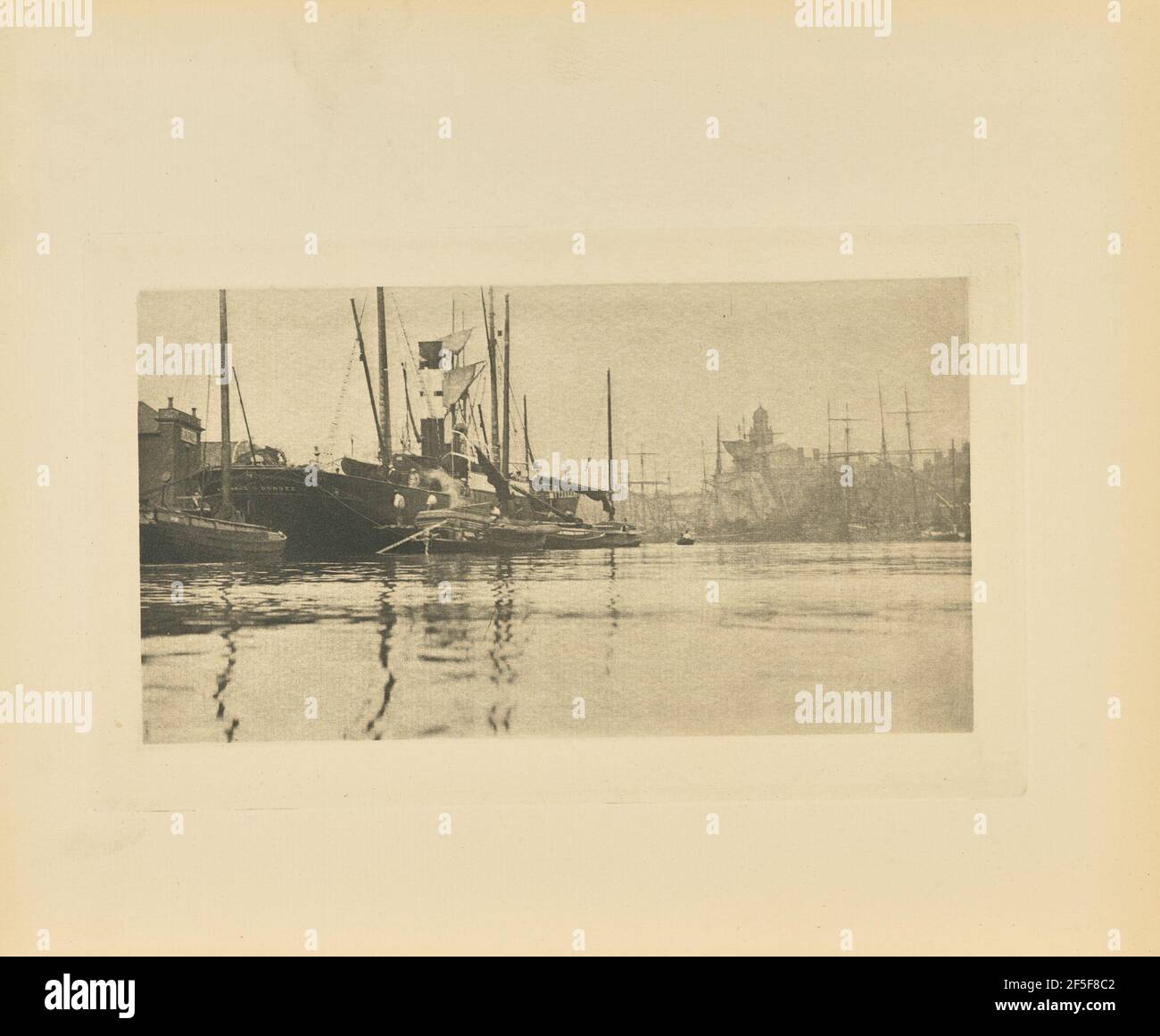 Dans le port. Peter Henry Emerson (britannique, né à Cuba, 1856 - 1936) Banque D'Images