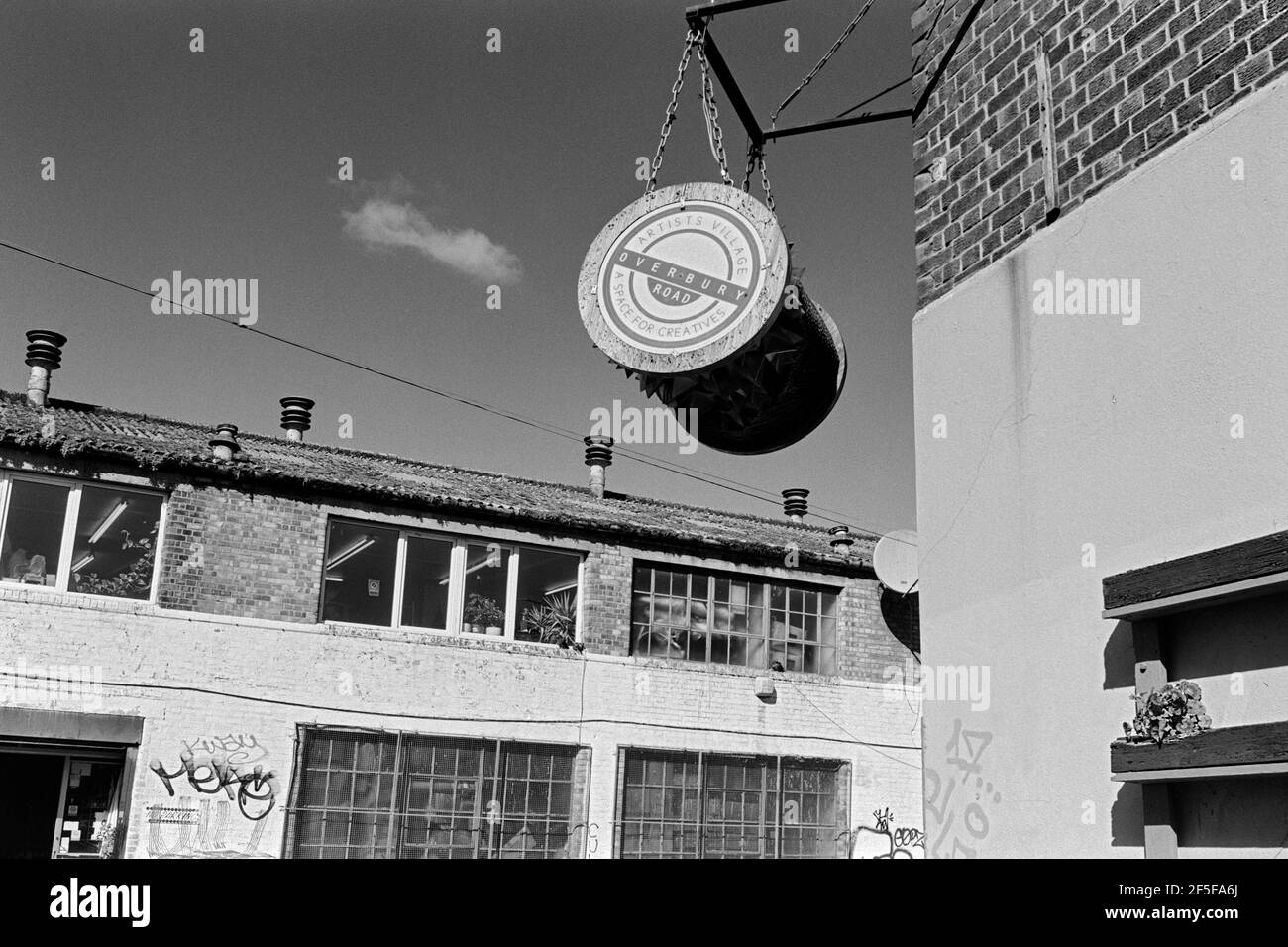 Bâtiments d'entrepôt convertis sur Overbury Road dans Harringay Warehouse District, au nord de Londres Banque D'Images