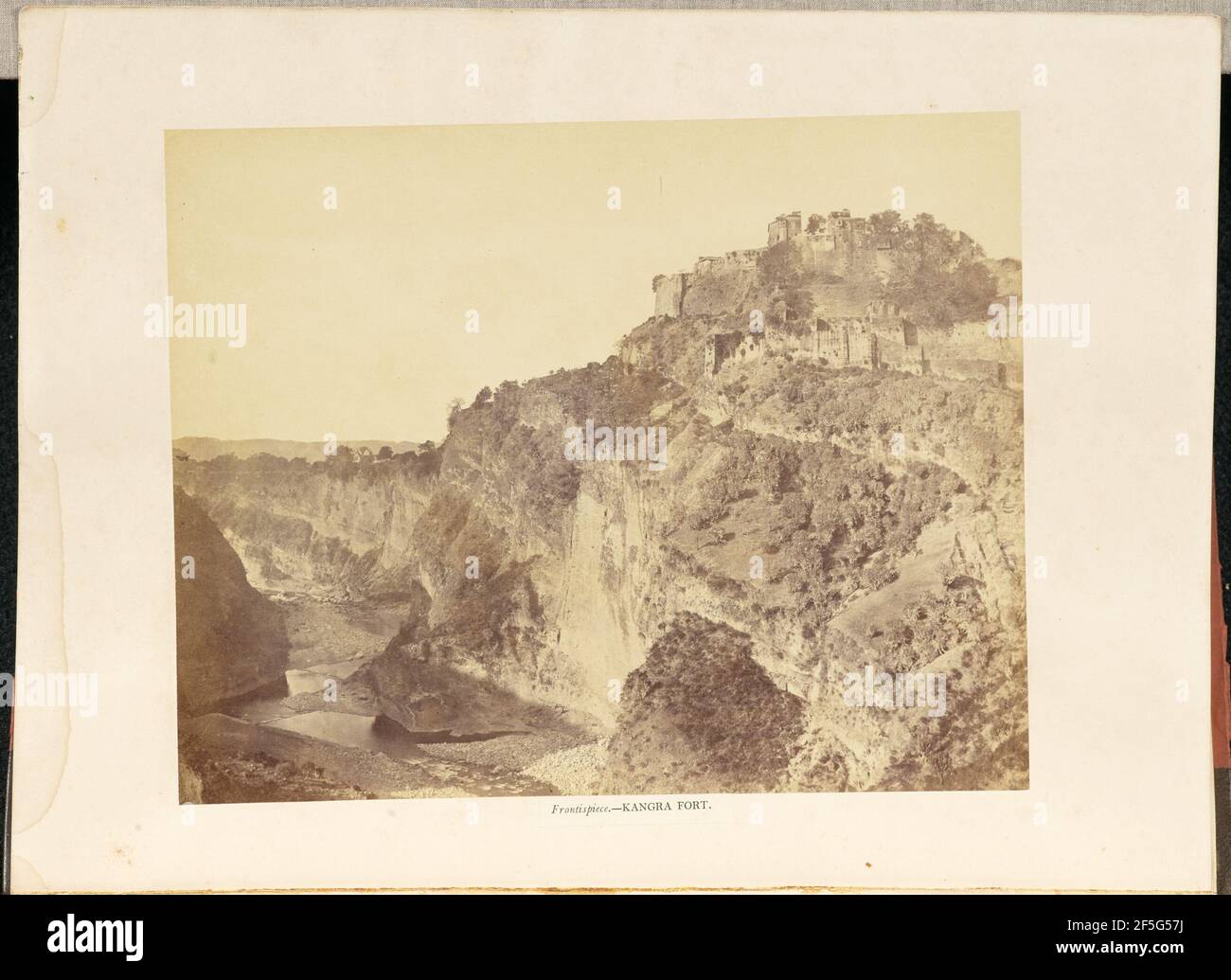 Fort de Kangra. Philip Henry Egerton (britannique, actif dans les années 1860) Banque D'Images