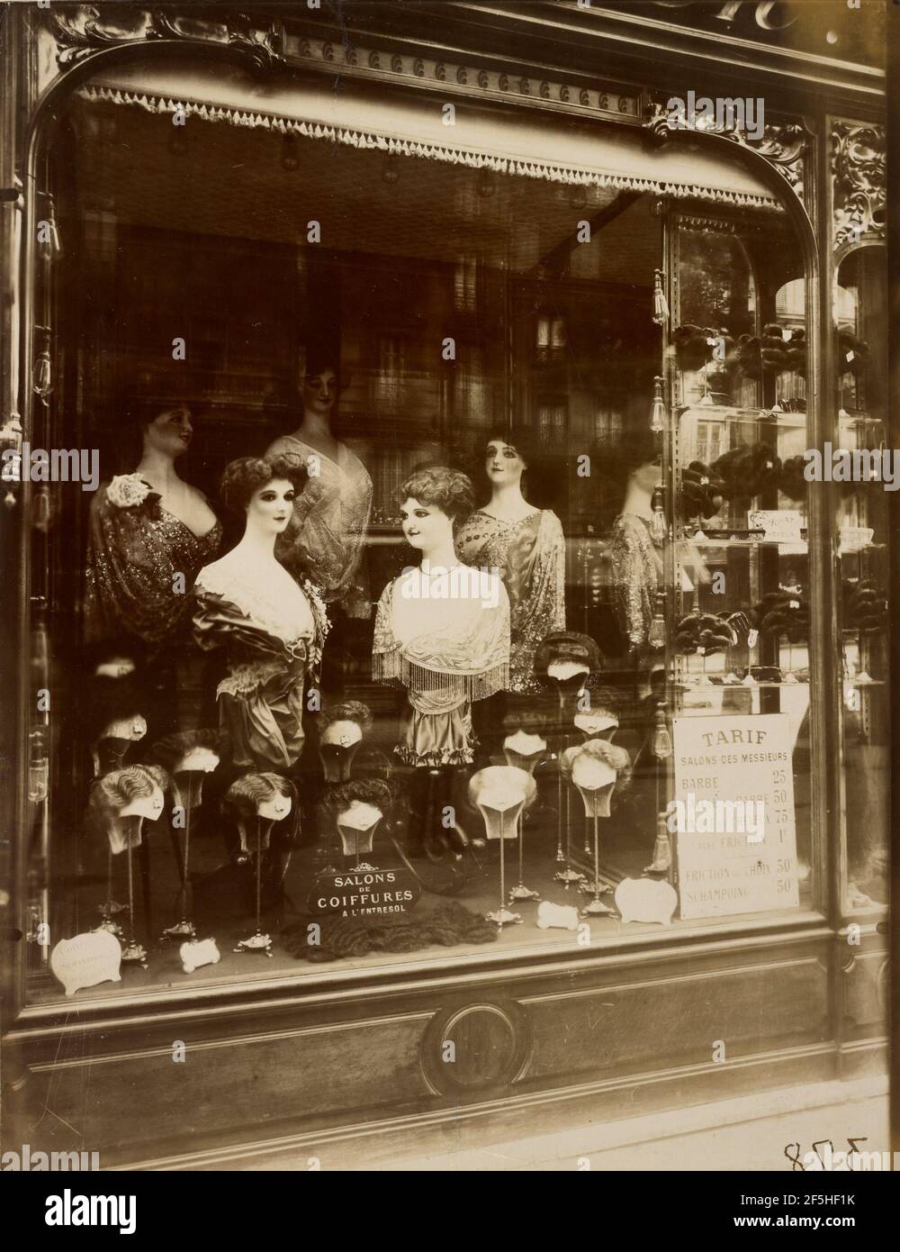 Boulevard de Strasbourg. Eugène Atget (français, 1857 - 1927) Banque D'Images