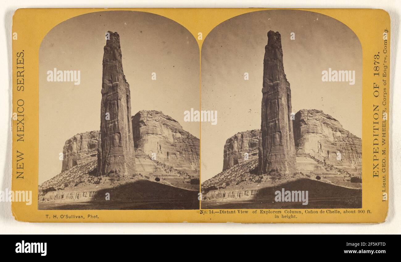 Vue à distance de la colonne Explorers, Canon de Chelle, environ 900 pi. De hauteur. Timothy H. O'Sullivan (américain, vers 1840 - 1882) Banque D'Images