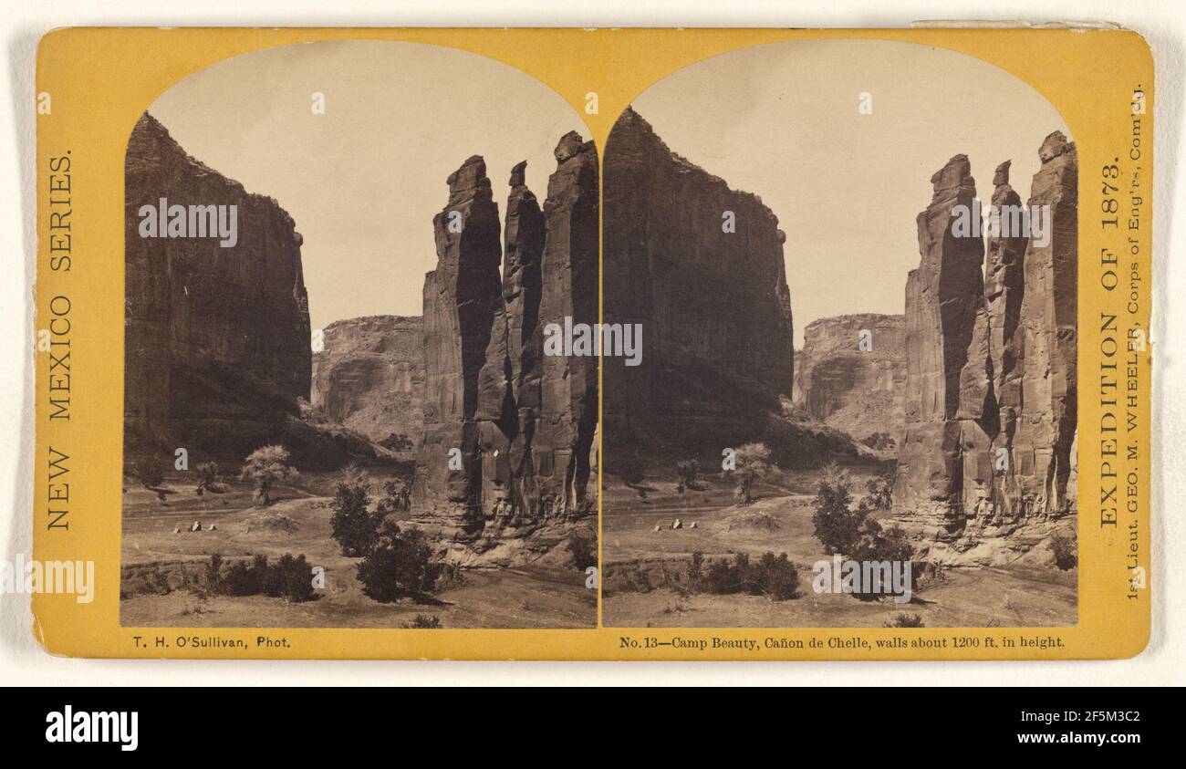 Camp Beauté, Canon de Chelle, murs d'environ 1200 pi. De hauteur.. Timothy H. O'Sullivan (américain, vers 1840 - 1882) Banque D'Images