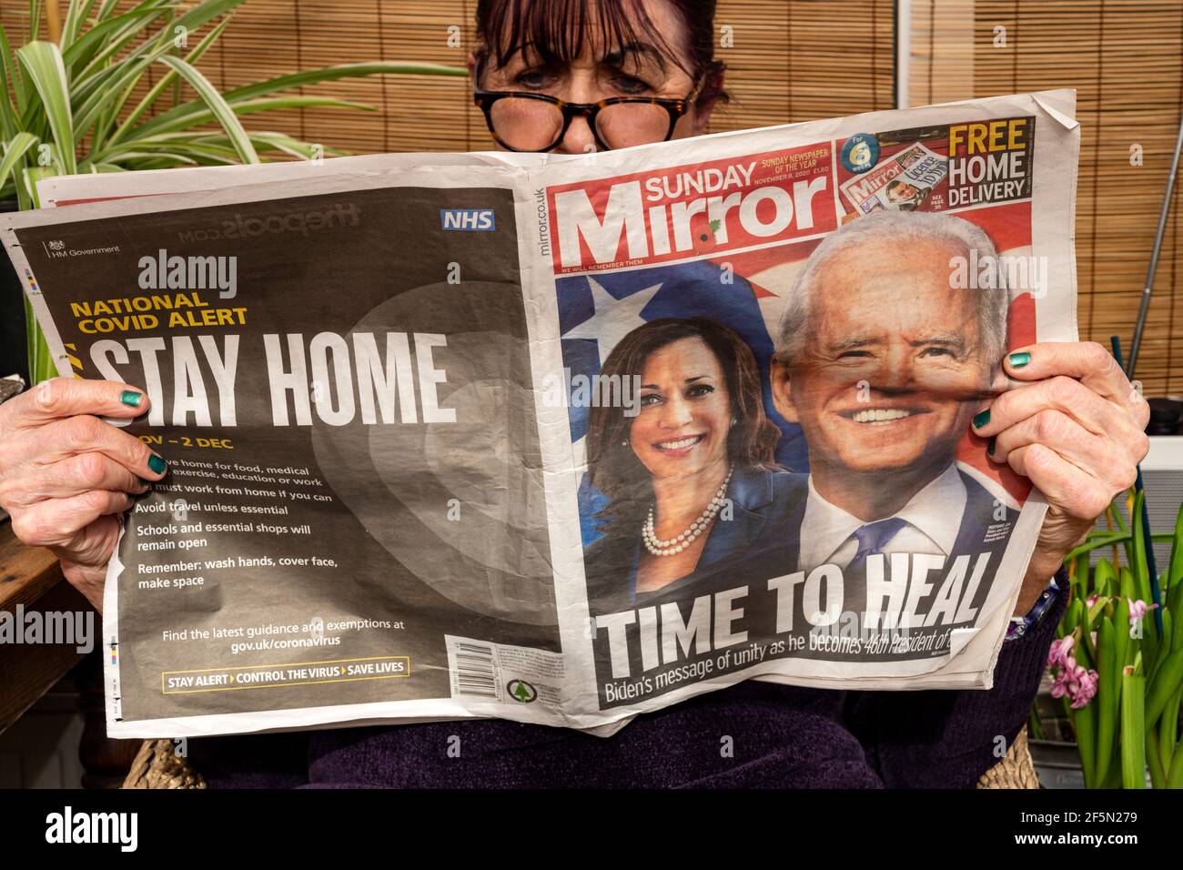 Dimanche miroir novembre 8 2020 Banque D'Images