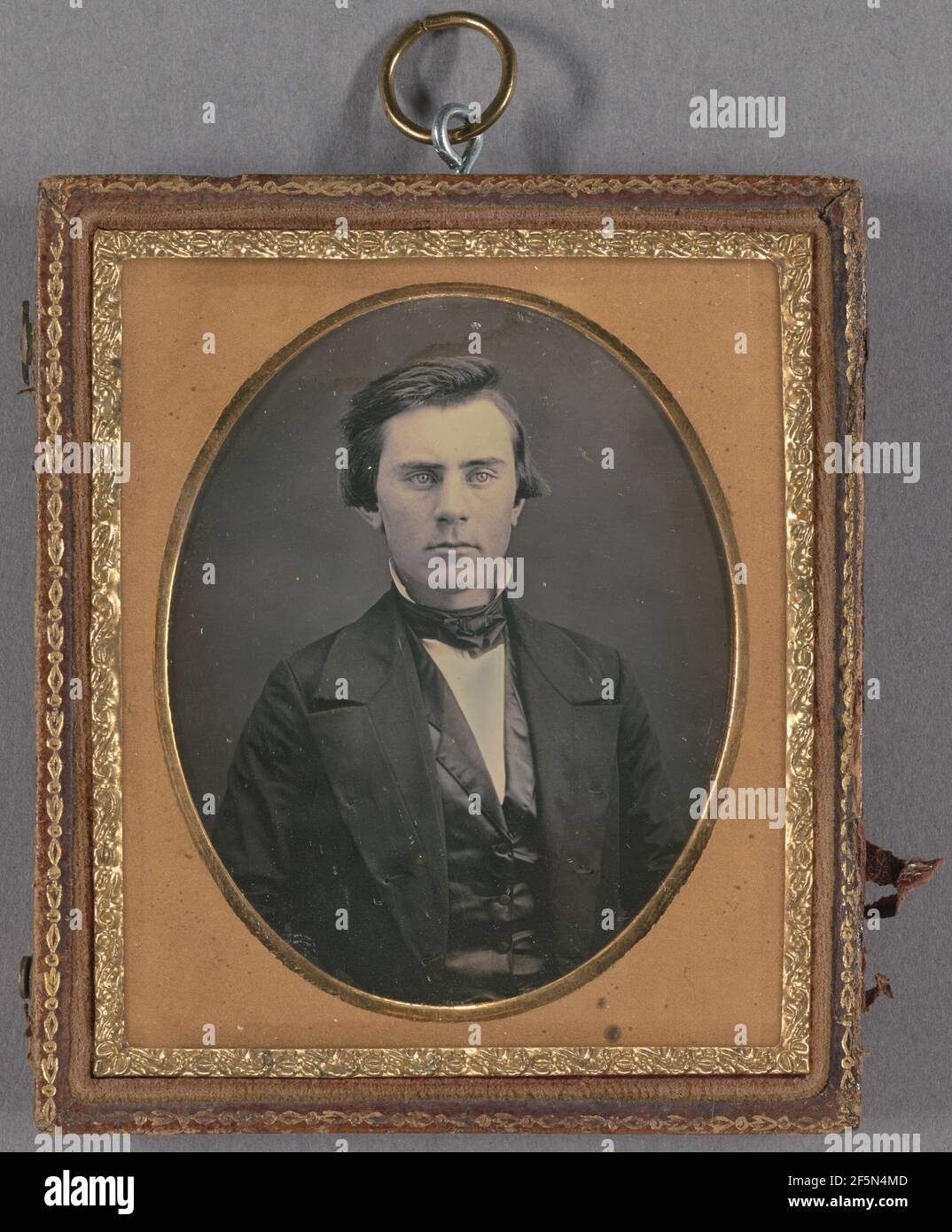 Portrait d'un jeune homme. Fabricant inconnu, américain Banque D'Images