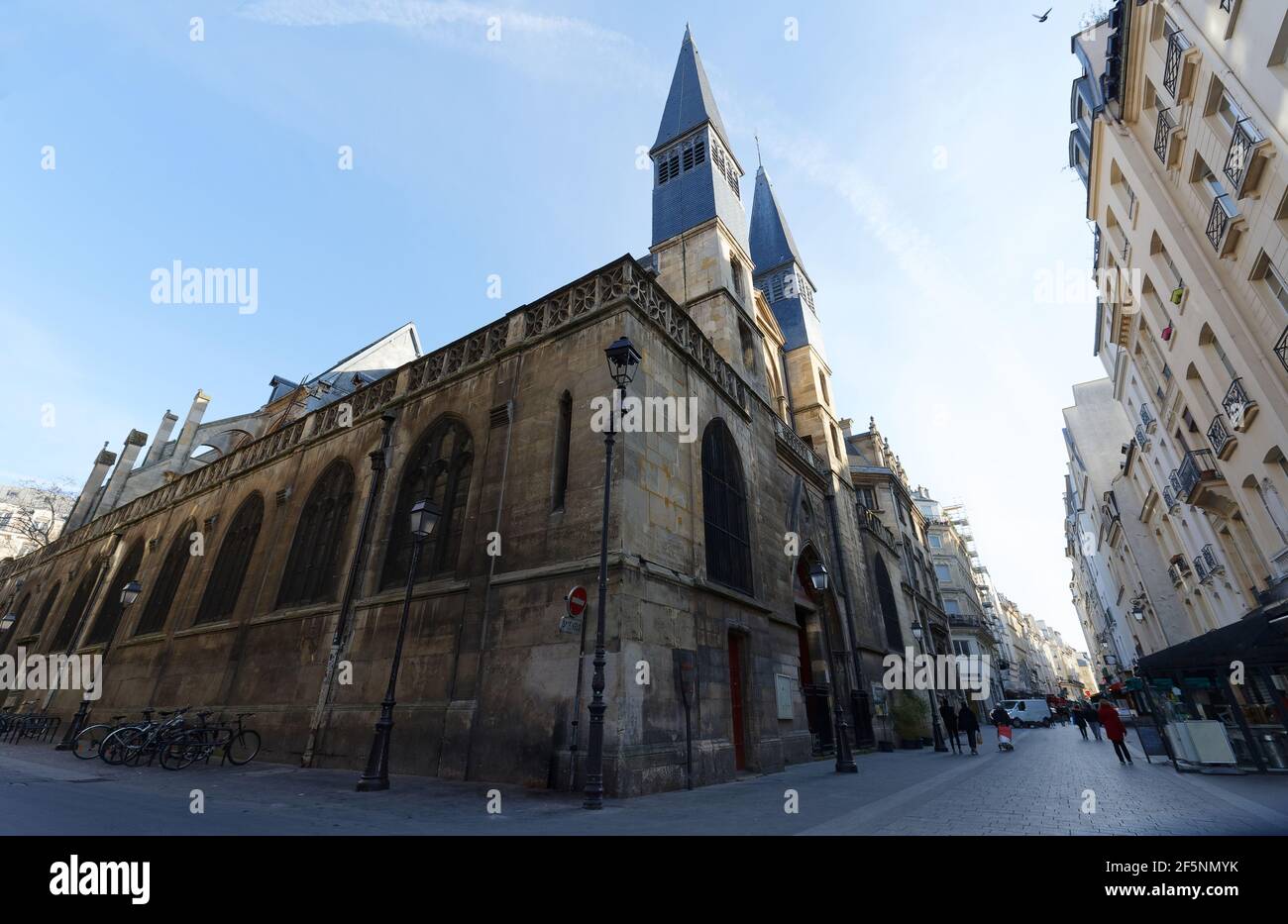église saint leu saint gilles Banque de photographies et d’images à