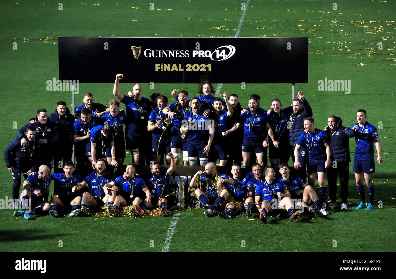 Leinster Célébrez avec le trophée après le match final Guinness PRO14 à la RDS Arena de Dublin, Irlande. Date de la photo: Samedi 27 mars 2021. Banque D'Images