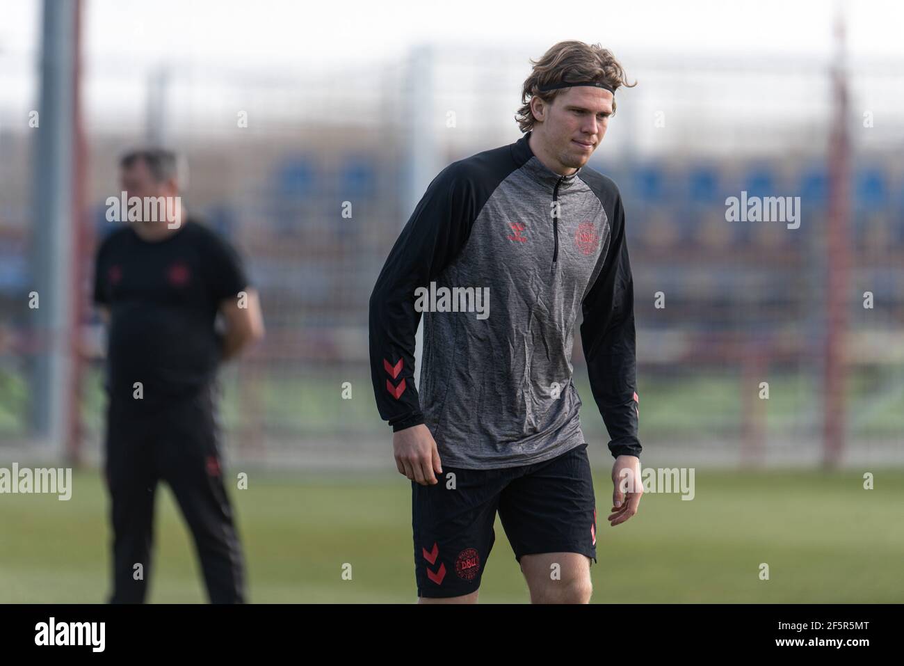 Bök, Hongrie. 27 mars 2021. Mads Bech, du Danemark, vu lors d'une session d'entraînement au centre d'entraînement Bök à Bök pendant le championnat de l'UEFA EURO U-21. (Crédit photo : Gonzales photo/Alamy Live News Banque D'Images