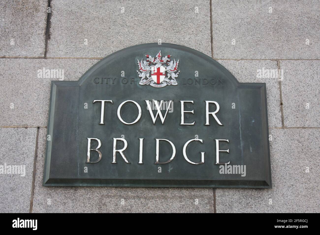 Ville de London Tower Bridge Sign Banque D'Images