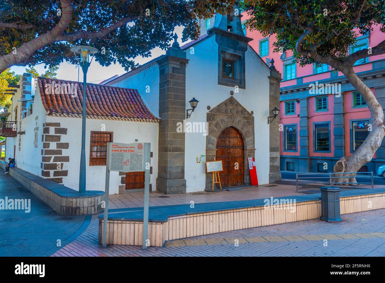 Église paroissiale de San Bernardo à Las Palmas de Gran Canaria, îles Canaries, Espagne. Banque D'Images