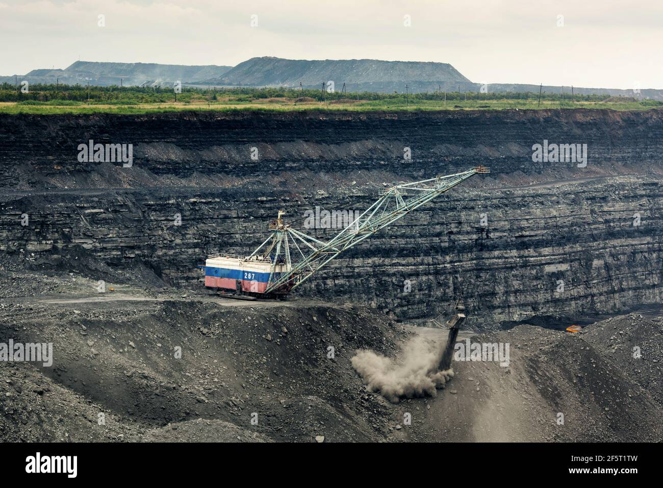 Carrière de charbon de Chernogorsky Banque D'Images