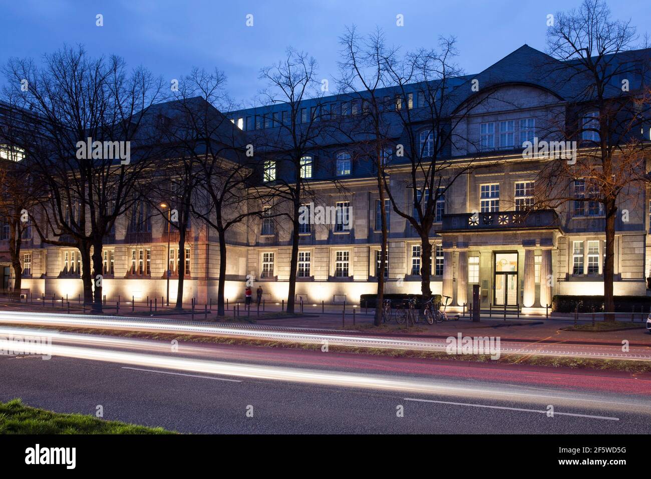 immeuble de bureaux Rheinpalais dans la rue Konrad-Adenauer-Ufer, Cologne, Allemagne. das Buerogebaeude Rheinpalais am Konrad-Adenauer-Ufer, Koeln, Deuts Banque D'Images