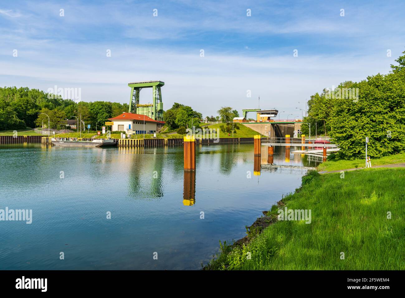 Dorsten, Rhénanie-du-Nord-Westphalie, Allemagne - 07 mai 2020 : le Dorsten Sluice et le canal Wesel-Datteln Banque D'Images