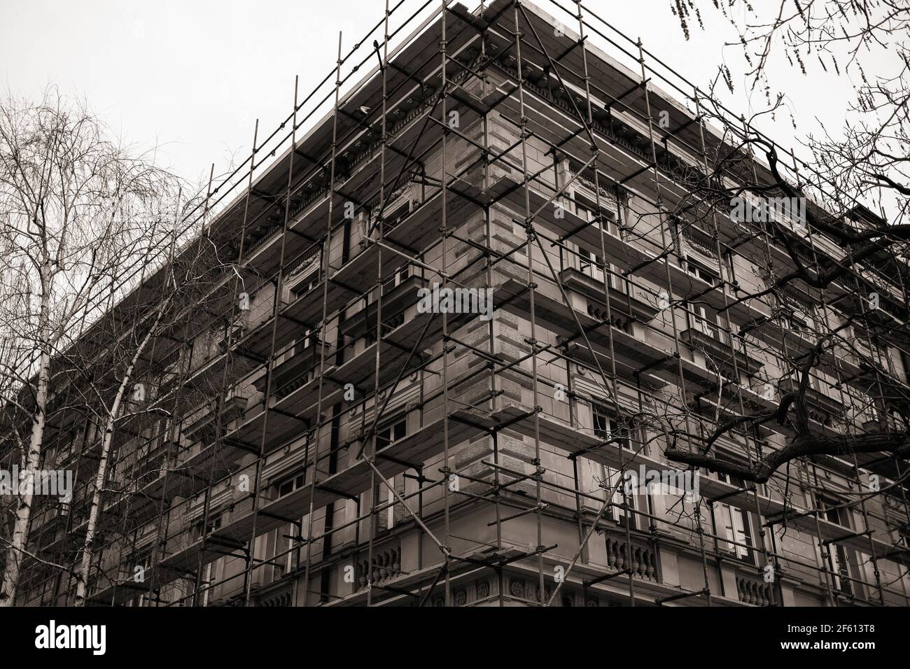 Un vieux bâtiment en cours de reconstruction Banque D'Images