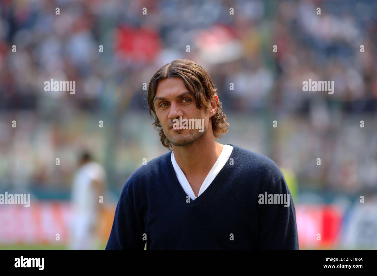 Le joueur de football et capitaine Paolo Maldini de l'AC Milan, a parcouru le stade de football de San Siro, à Milan. Banque D'Images