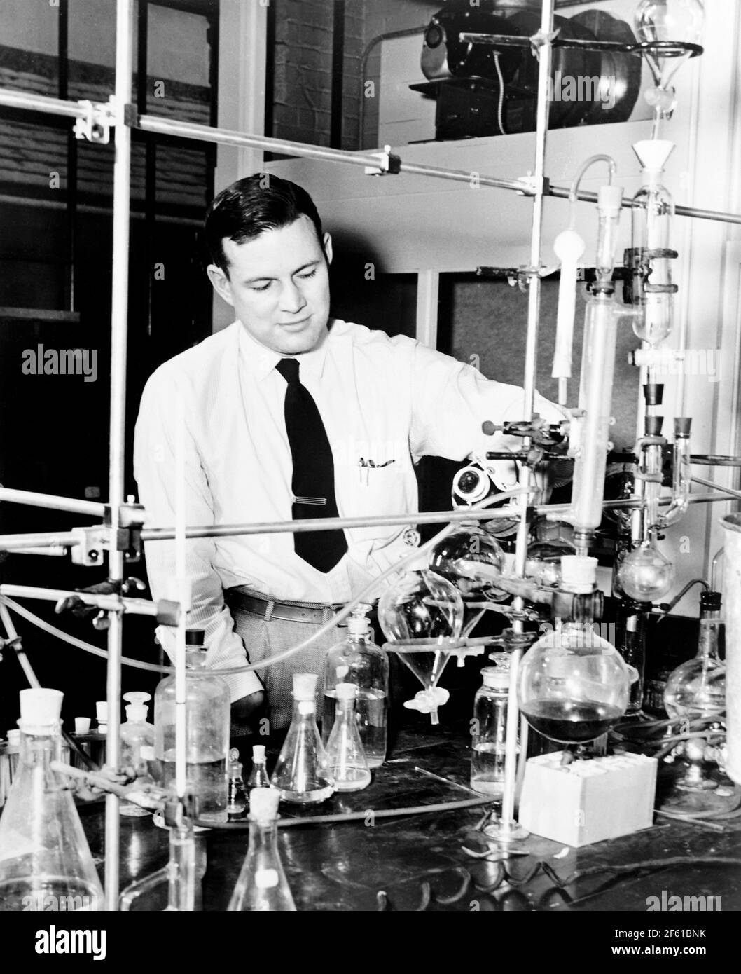 Charles C. Price, chimiste américain et inventeur Banque D'Images