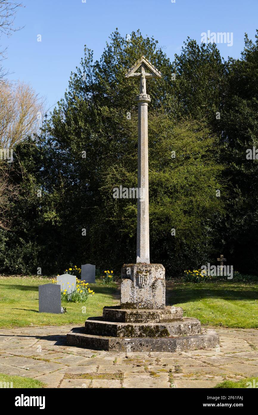 War Memorial, église paroissiale de St Mary, village de Syston, Grantham, Lincolnshire, Angleterre. Banque D'Images